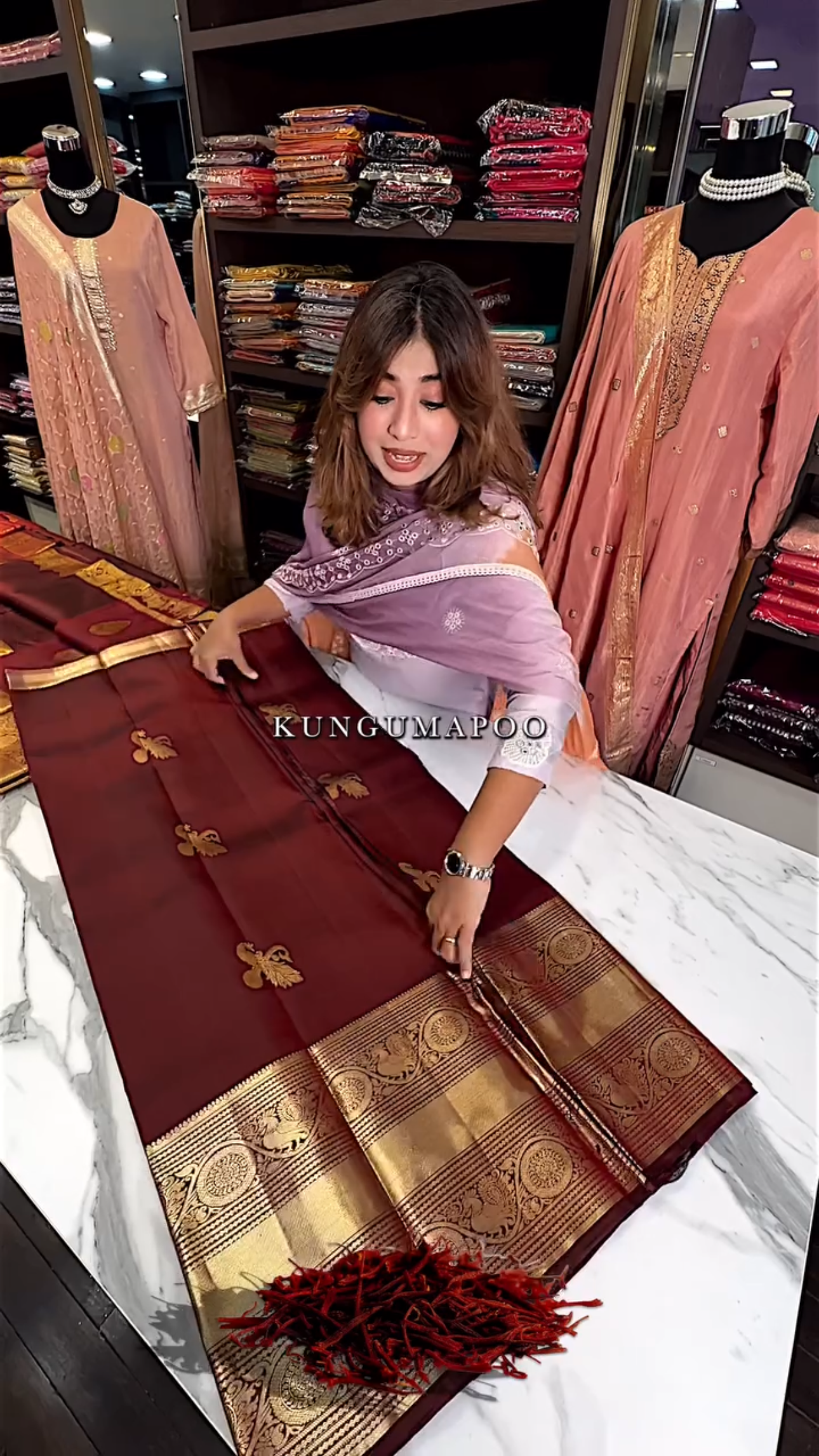 Ineffable Wine Soft Banarasi Silk Saree With Gratifying Blouse Piece