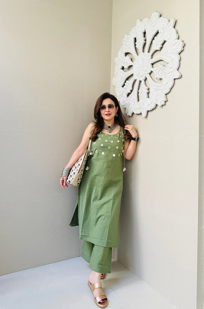 Olive Green Sleeveless Kurta Set with White Tassel Embellishments