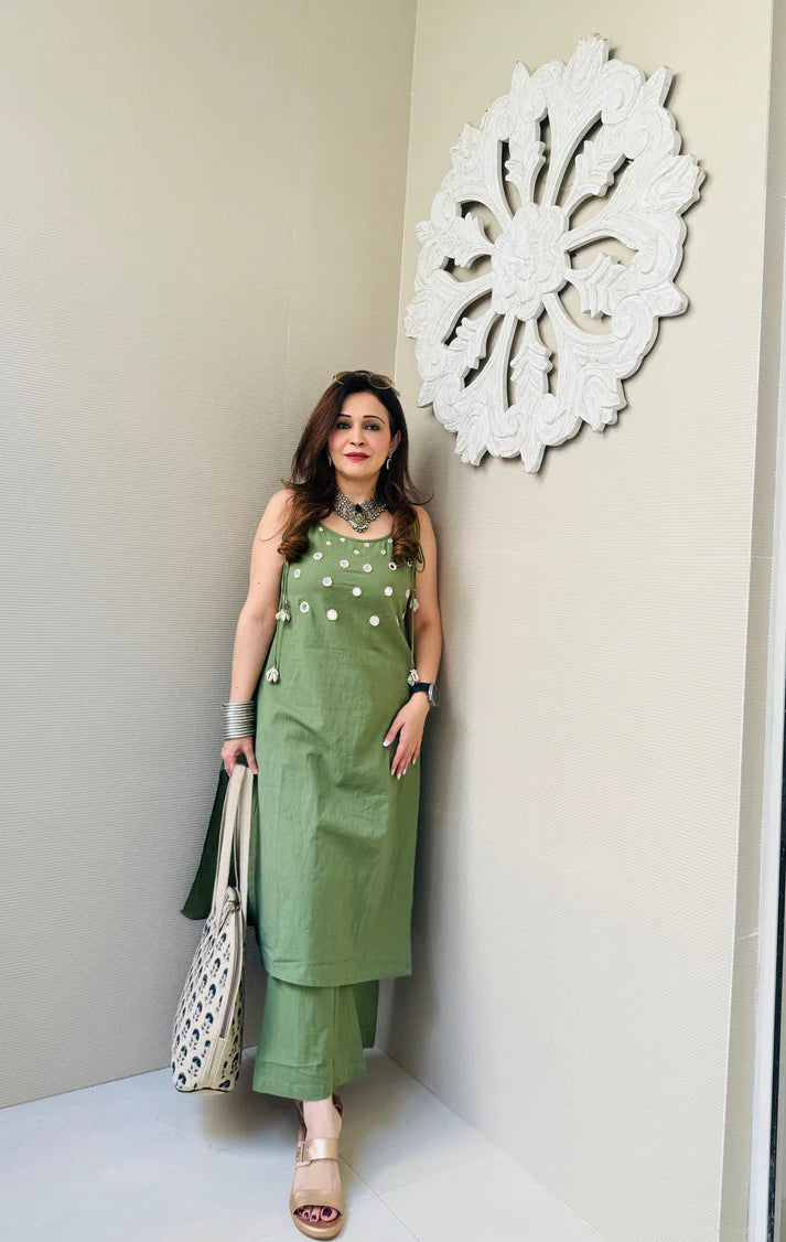 Olive Green Sleeveless Kurta Set with White Tassel Embellishments
