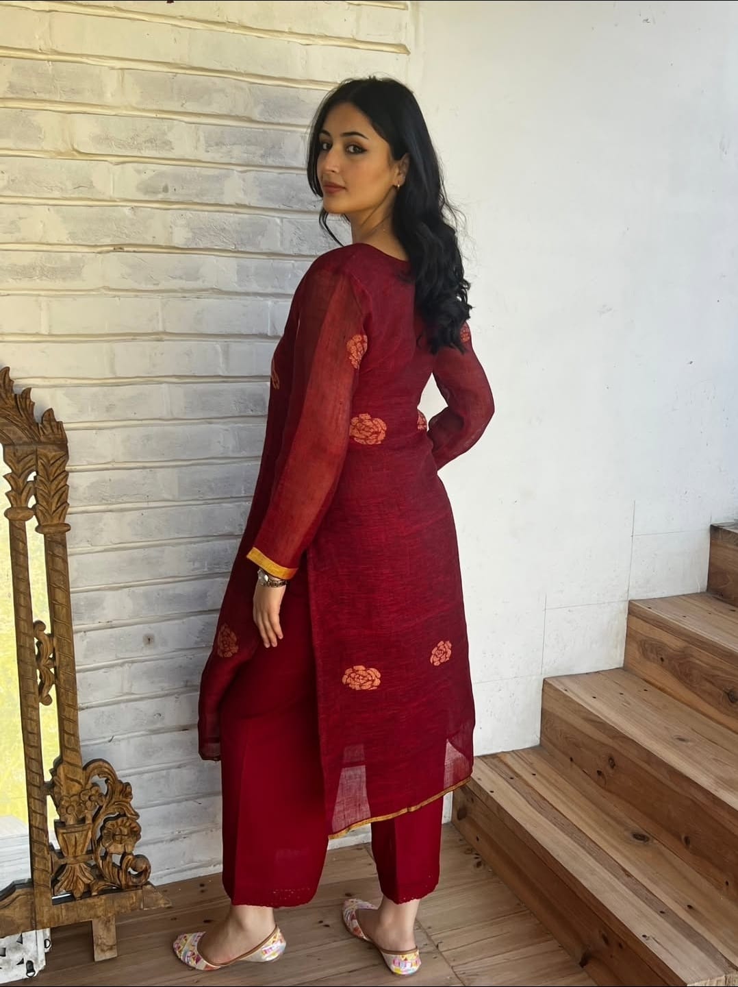 Maroon Kurta Set with Handwoven Border Dupatta