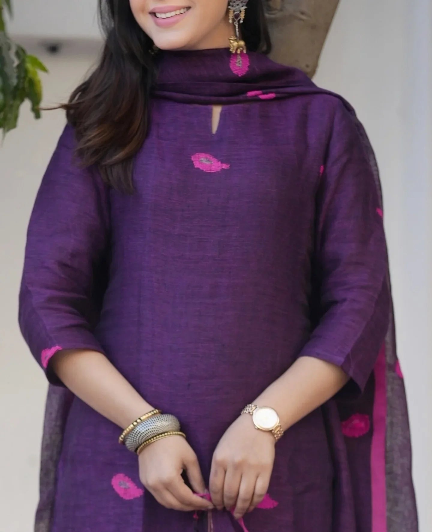 Women's Deep Purple Cotton Blend Kurta Pant Set with Tassel Dupatta