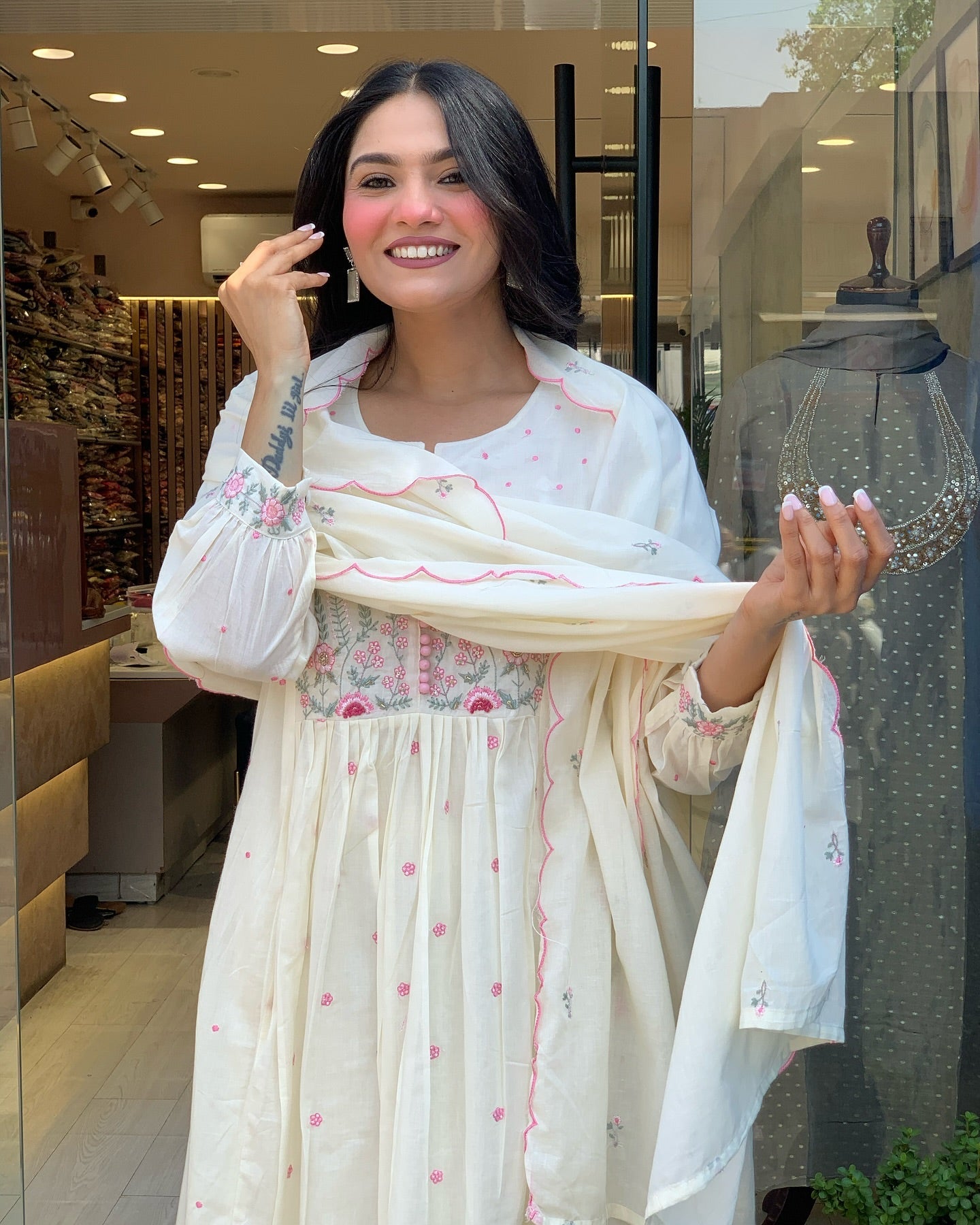 Elegant Embroidered Anarkali Kurta Set with Dupatta – Ivory
