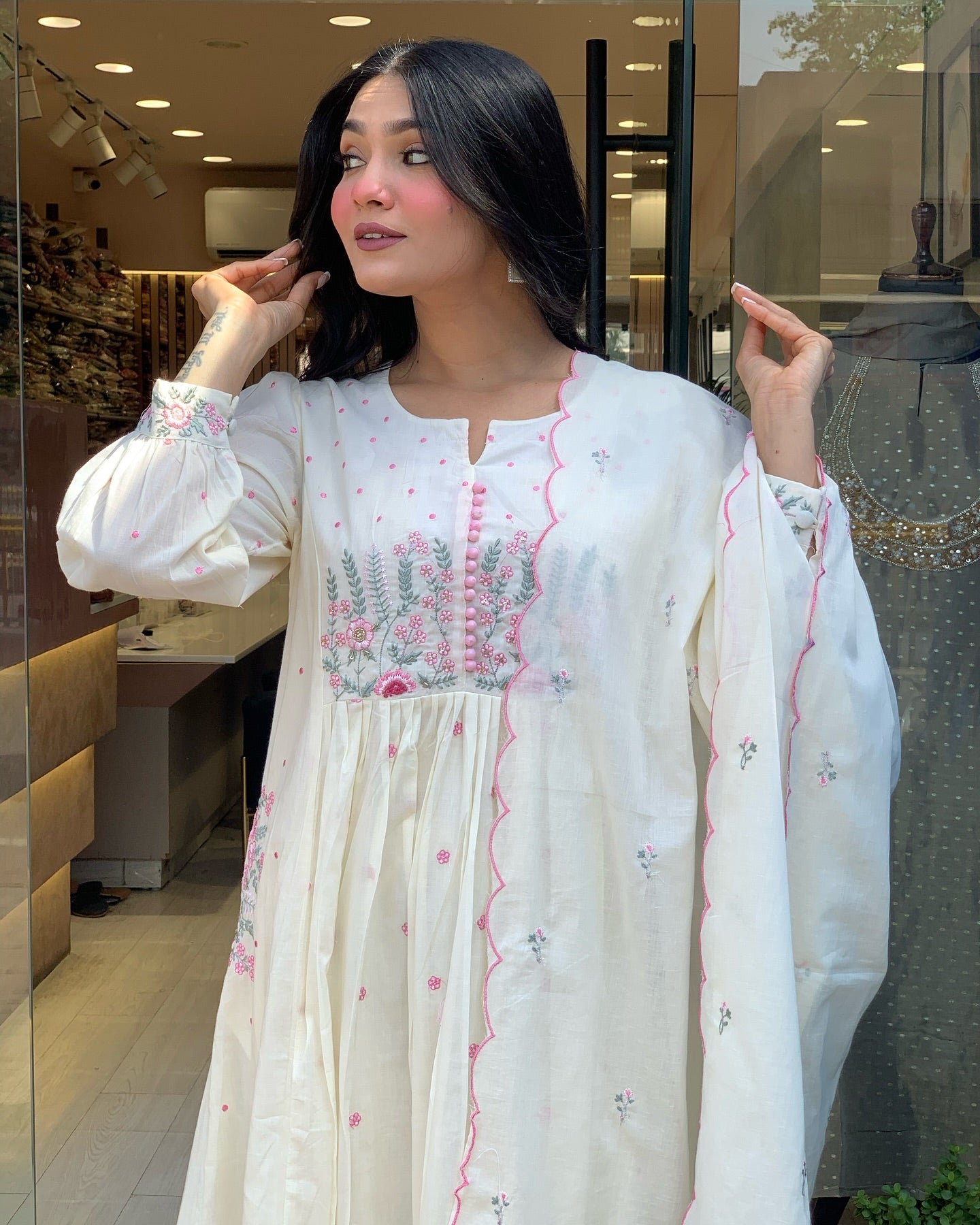 Elegant Embroidered Anarkali Kurta Set with Dupatta – Ivory