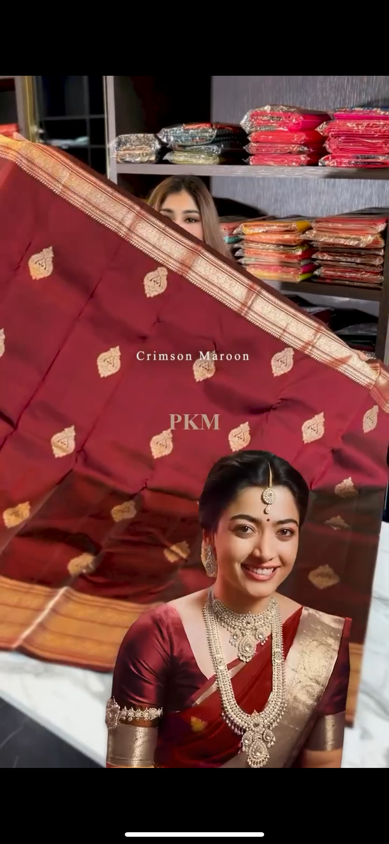 Ineffable Wine Soft Banarasi Silk Saree With Gratifying Blouse Piece