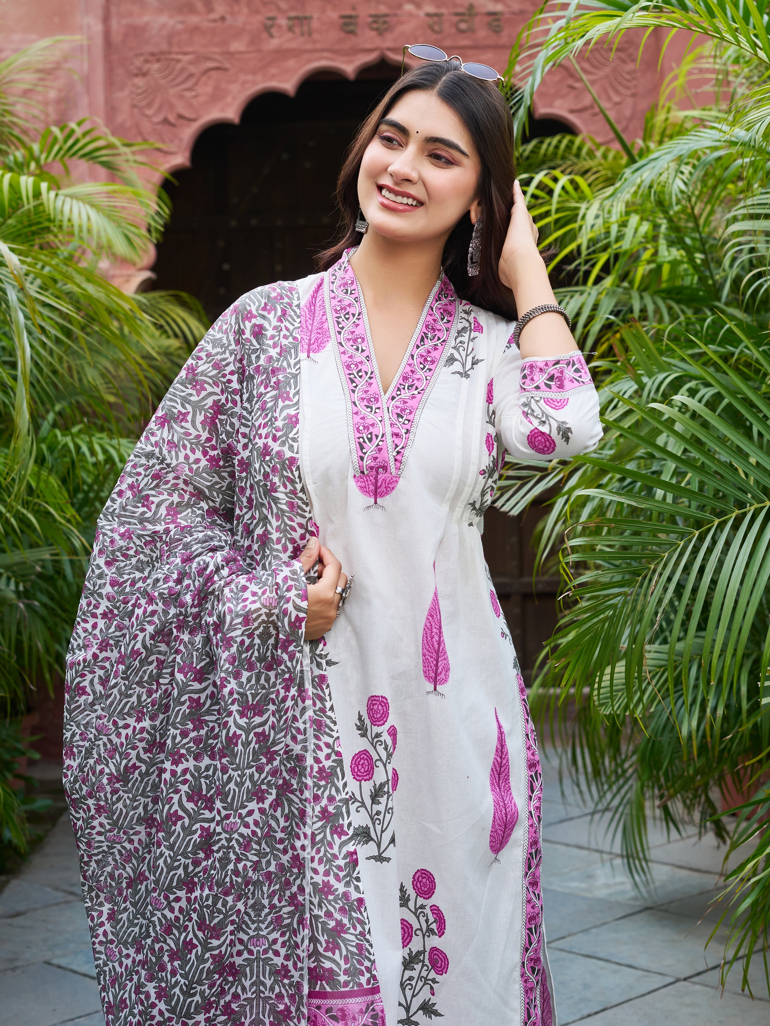 Ivory & Pink Floral Printed Kurta Set with Matching Dupatta