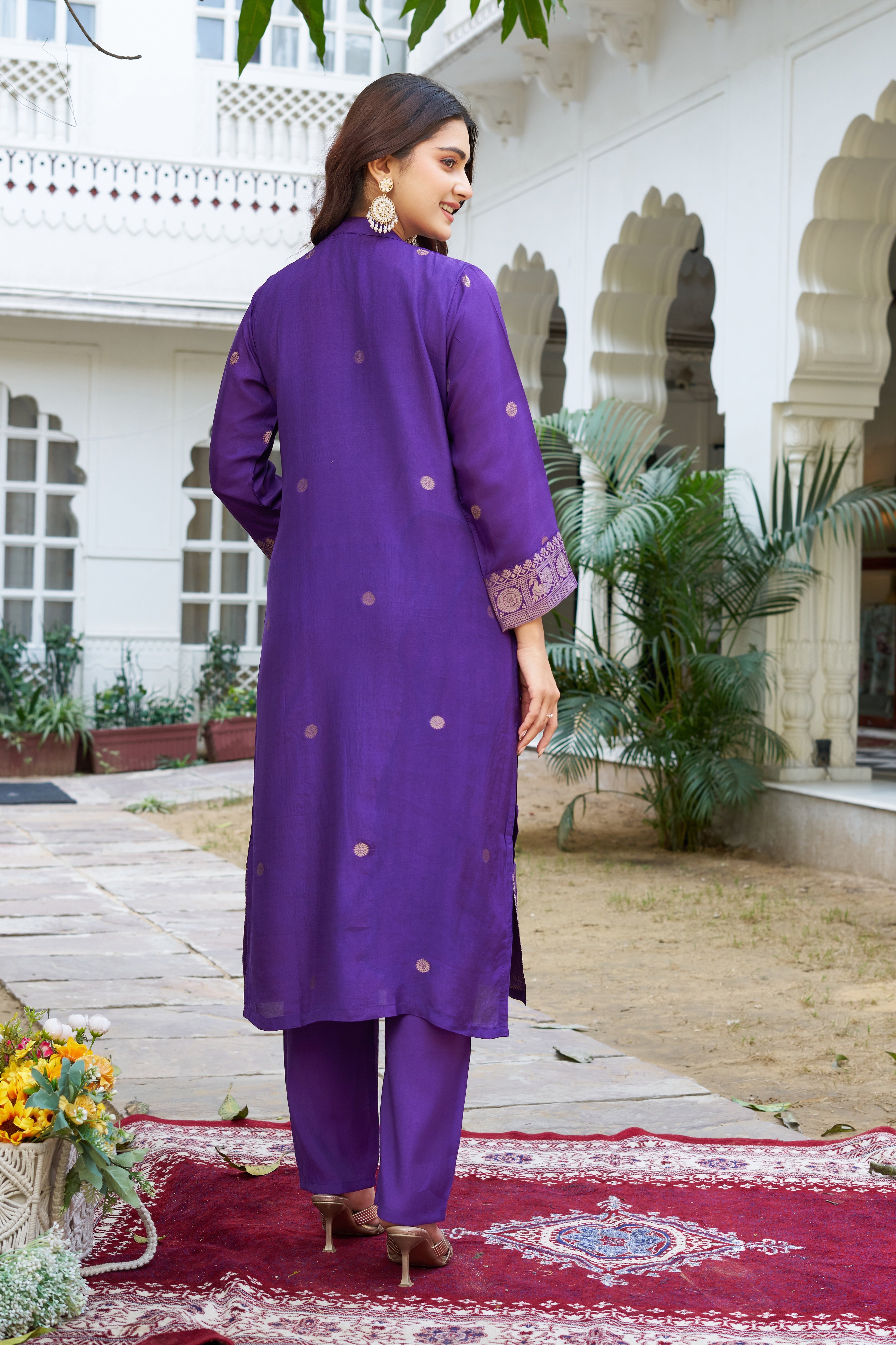 Elegant Purple Kurta Pant Set with Gold Motif Work & Border Dupatta