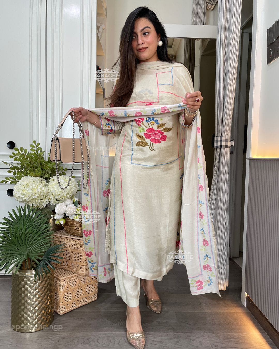 Ivory Handloom-Style Floral Embroidered Kurta Set with Dupatta