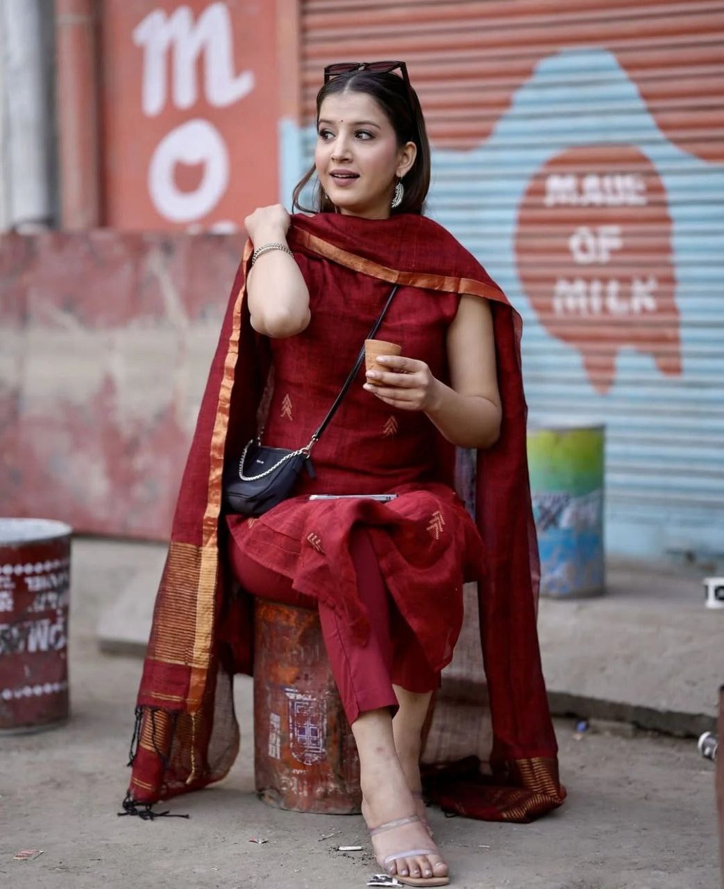Maroon Sleeveless Kurta Set with Handwoven Border Dupatta