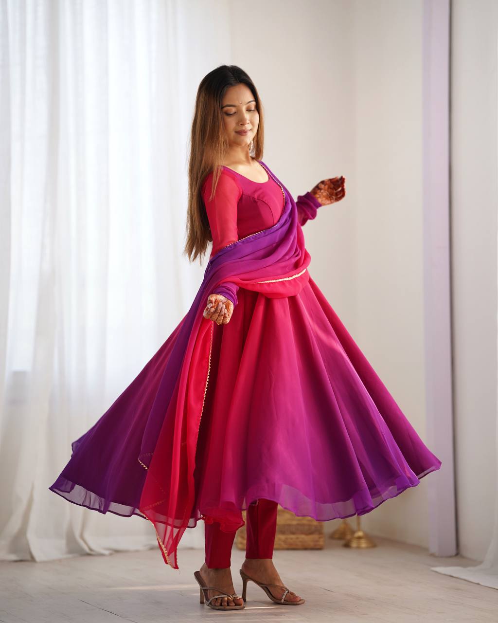 Rangbaaz Anarkali Set