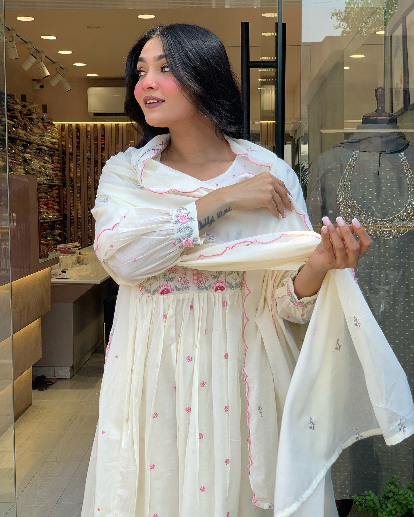 Elegant Embroidered Anarkali Kurta Set with Dupatta – Ivory
