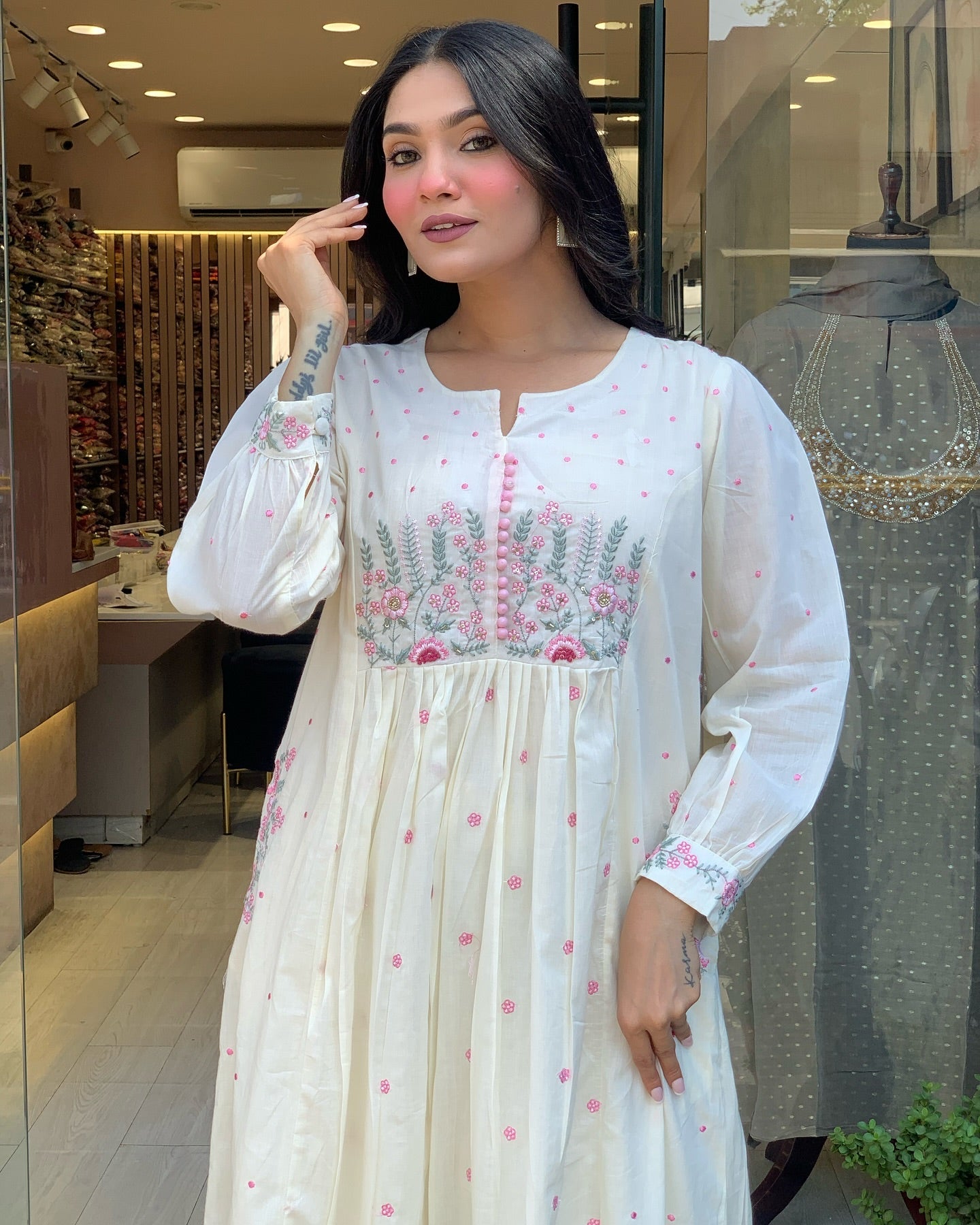 Elegant Embroidered Anarkali Kurta Set with Dupatta – Ivory