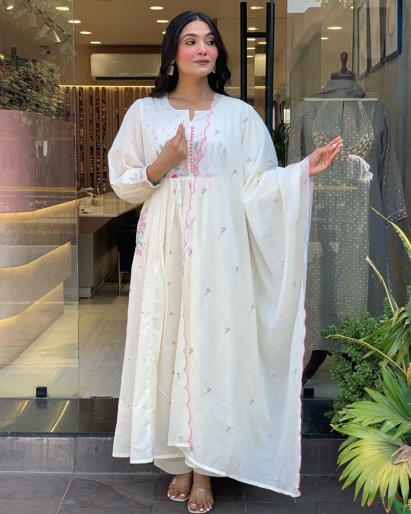 Elegant Embroidered Anarkali Kurta Set with Dupatta – Ivory